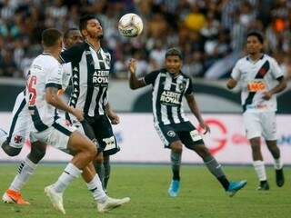 C&aacute;ssio marca no fim e garante vit&oacute;ria de 1 a 0 do Botafogo sobre o Vasco 