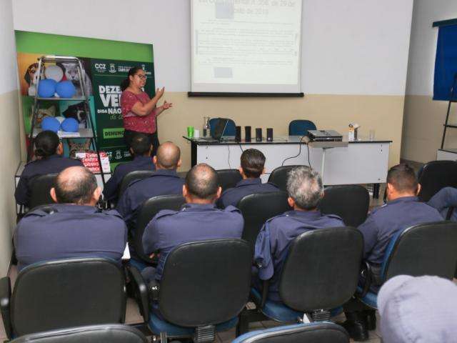 Guardas municipais aprendem como identificar maus-tratos a animais