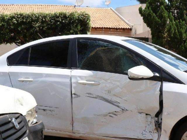 Em cruzamento marcado por acidentes, sonho de moradores &eacute; sem&aacute;foro 