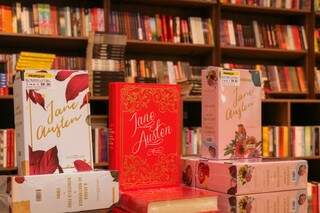 Box da Jane Austen, uma das romancistas mais populares da literatura mundial, de R$ 149,90 por apenas R$ 59,90. (Foto: Henrique Kawaminami)