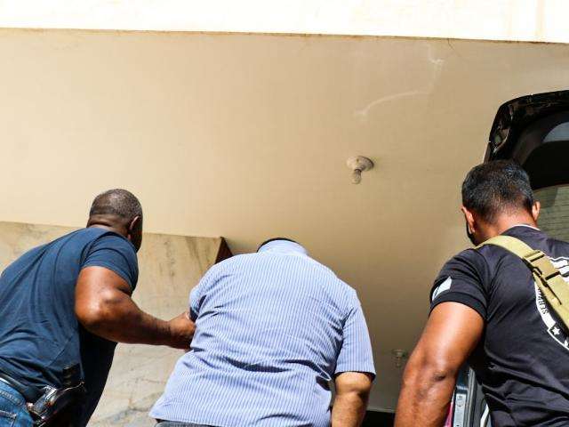 Viciado em pornografia, &#039;prefer&ecirc;ncia&#039; de dentista era v&iacute;deos de adolescentes