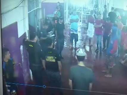 Guardas sabiam de t&uacute;nel para fuga em massa, afirma MP paraguaio