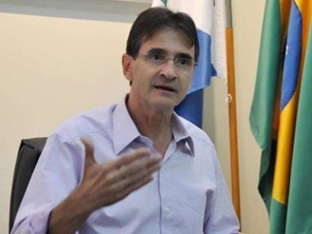 Ex-prefeito e secret&aacute;rio especial da Casa Civil sofre atentado em fazenda 