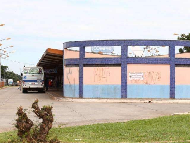 Auxiliar de padeiro &eacute; preso depois de assediar passageira dentro de &ocirc;nibus