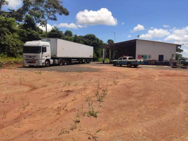 Empresa &eacute; multada em R$ 65,4 mil por transporte irregular de agrot&oacute;xicos 