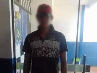 Preso por atear fogo a ônibus diz que estava sob efeito de drogas Preso por atear fogo a ônibus diz que estava sob efeito de drogas