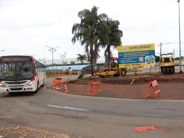 &ldquo;Devem atrasar&rdquo;, avisa secret&aacute;rio sobre obras de rotat&oacute;ria e da Ernesto Geisel 