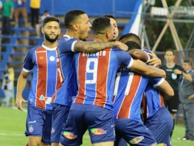 Bahia vence o Nacional-PR por 3 a 1 e avan&ccedil;a na Sul-Americana 