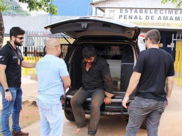 Pe&atilde;o &eacute; transferido para pres&iacute;dio sem dar detalhes sobre execu&ccedil;&atilde;o de ex-prefeito