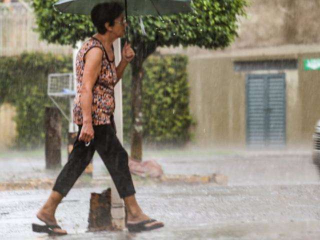 Após trégua no fim de semana, chuva aparece para encerrar o Carnaval