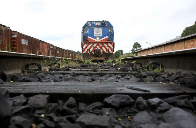 Estudo sobre &quot;Nova Ferroeste&quot; que ligar&aacute; PR a MS vai come&ccedil;ar em abril