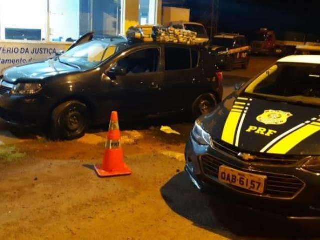 PRF encontra carregamento de maconha sob a lataria de ve&iacute;culo na BR-163
