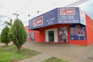 A CG Jeans fica no bairro Aero Rancho. (Foto: Paulo Francis)