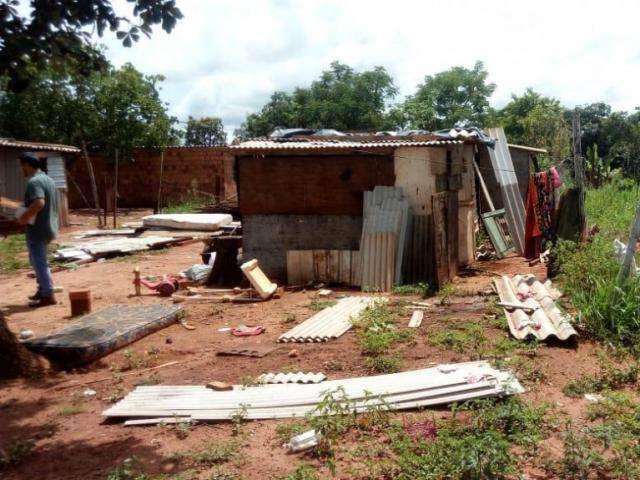 Arquitetos e engenheiros se unem para reconstruir casas e buscam ajuda material