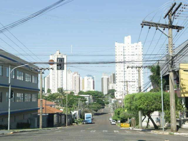 Semana começa com tempo nublado e mínima de 15°C