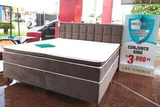 Com f&aacute;brica pr&oacute;pria, Life Energy tem colch&atilde;o com 40 massagens a R$ 1.590