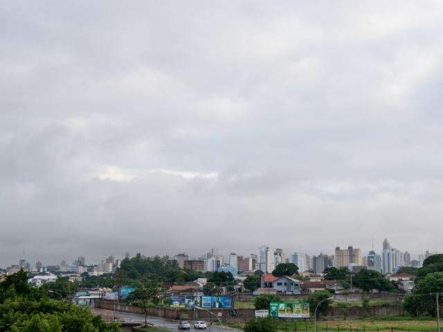 Meteorologia prev&ecirc; quinta-feira de c&eacute;u nublado e mais chuva em MS