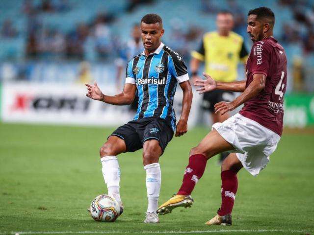 Jogando em casa, Gr&ecirc;mio perde de 2 a 0 para o Caxias 