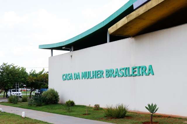 Sargento da PM &eacute; preso por tentativa de estupro e tem rev&oacute;lver apreendido 