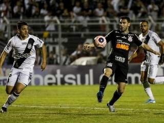 Lance do jogo desta noite em Campinas. (Foto: Rodrigo Gazzanel/Agência Corinthians)