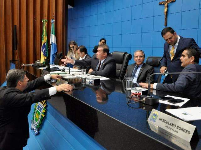 Em ano eleitoral, deputados dar&atilde;o mais aten&ccedil;&atilde;o para bases no interior