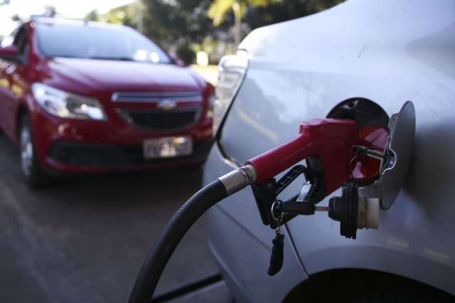 Petrobras reduz em 3% pre&ccedil;os da gasolina e do diesel nas refinarias  