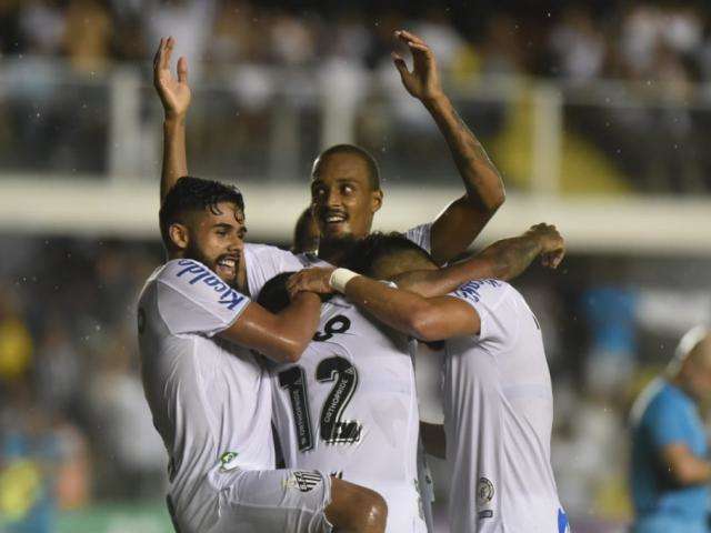 Com dois gols de Raniel, Santos vence o Inter de Limeira na Vila Belmiro 