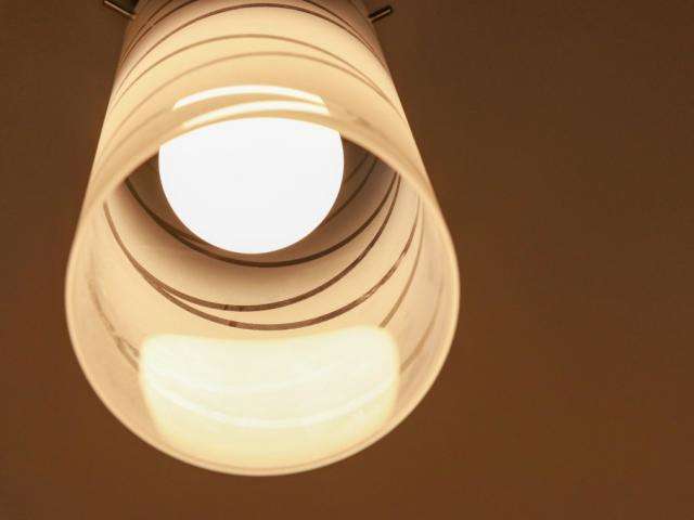 Consumidor pode aderir &agrave; tarifa branca e pagar menos por energia el&eacute;trica