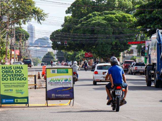 Prefeitura inicia obra de esta&ccedil;&otilde;es de &ocirc;nibus para conclus&atilde;o da Bandeirantes