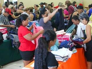 Feir&atilde;o da AACC come&ccedil;a com pe&ccedil;as a R$ 5 e segue at&eacute; amanh&atilde;