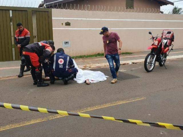 Homem &quot;fichado&quot; por tr&aacute;fico &eacute; executado com v&aacute;rios tiros de pistola 