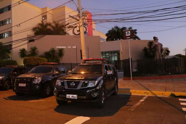 A juiz, pai de jovem morto diz ter recebido oferta em dinheiro de desembargador