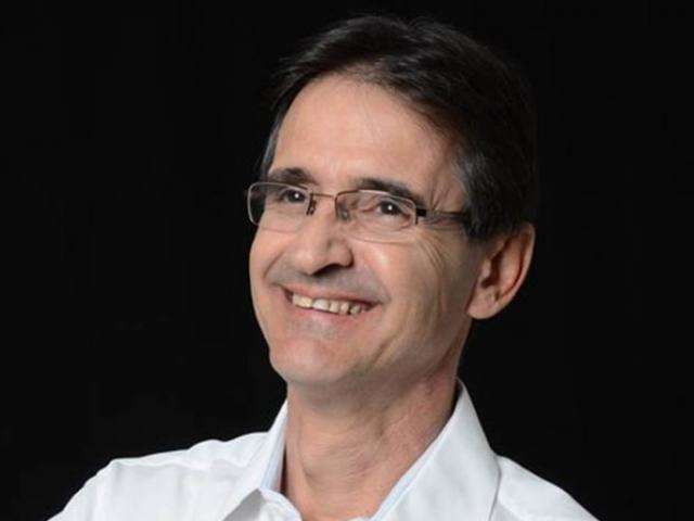 Corpo de Dirceu Lanzarini vai  ser velado em sal&atilde;o de clube