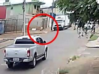 Crian&ccedil;a &eacute; atropelada 2 vezes e moradores reclamam de tr&acirc;nsito na Campestre