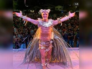 Pierra conheceu o samba há 40 anos e nunca mais abriu mão do Carnval. (Foto: Lienca)