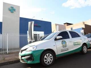 Com vacinas vencidas há 6 anos e cães mortos, clínica clandestina é interditada Com vacinas vencidas há 6 anos e cães mortos, clínica clandestina é interditada