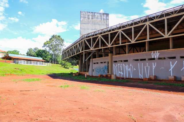 Empresa cobra quase R$ 1 milh&atilde;o a menos e deve terminar o Belas Artes