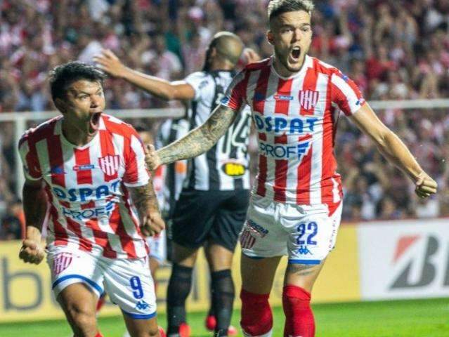 Atl&eacute;tico Mineiro perde de 3 a 0 para o Uni&oacute;n Santa Fe