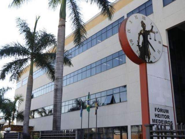 V&iacute;tima de fraude no seguro-desemprego, trabalhadora ganha indeniza&ccedil;&atilde;o