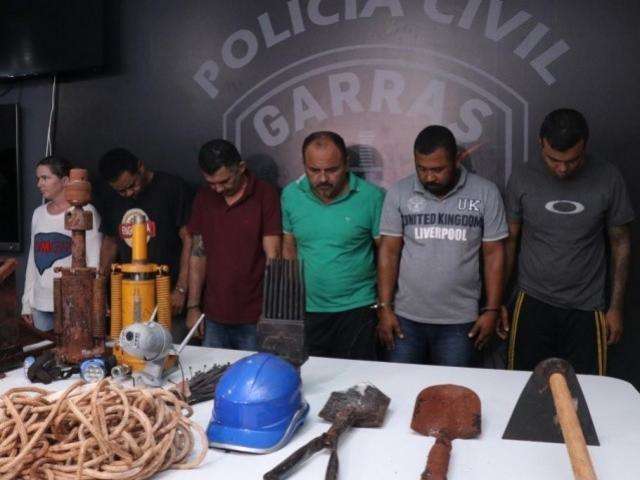 Por erro de c&aacute;lculo, quadrilha diz que t&uacute;nel at&eacute; cofre seria abandonado