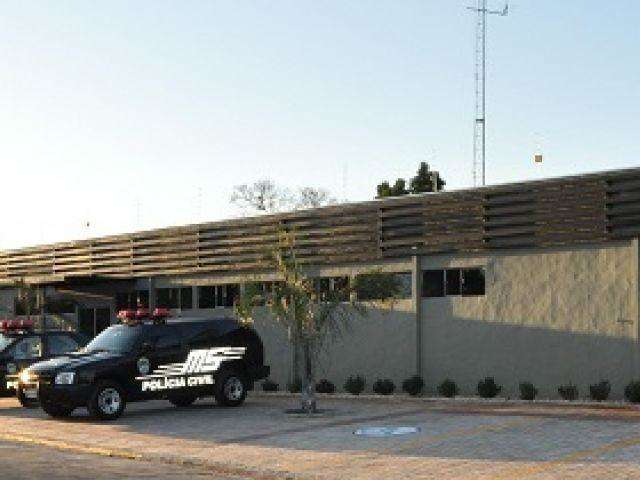 Motorista &eacute; presa com CNH falsa e diz que comprou documento por R$ 3 mil 