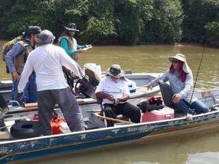 Fiscalização da PMA em rio do Estado (Foto: Divulgação/PMA)