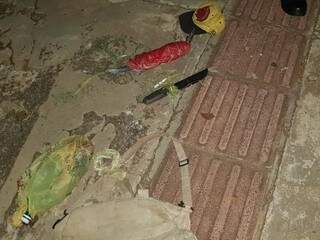 Armado com faca, homem invade pelot&atilde;o da PM e deixa preju&iacute;zos