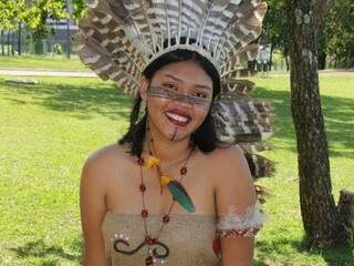 Vitória Cristine foi eleita Miss Indígena Marçal de Souza e vai representar a beleza terena (Foto: Arquivo pessoal)