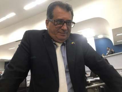 Quarto vereador a mudar de partido, Ademir Santana vai para o PSDB