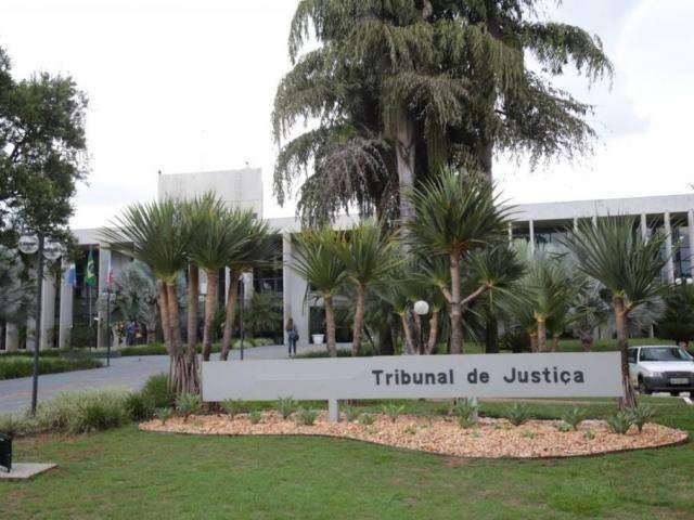 Homem &eacute; condenado a 23 anos por violentar e engravidar a filha de 11