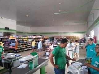 Energia em meia fase em supermercado de Porto Murtinho (Foto: Divulgação) 