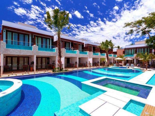 Inspirado em hotel de Bali, australiano reforma quartos e p&otilde;e piscina na sacada