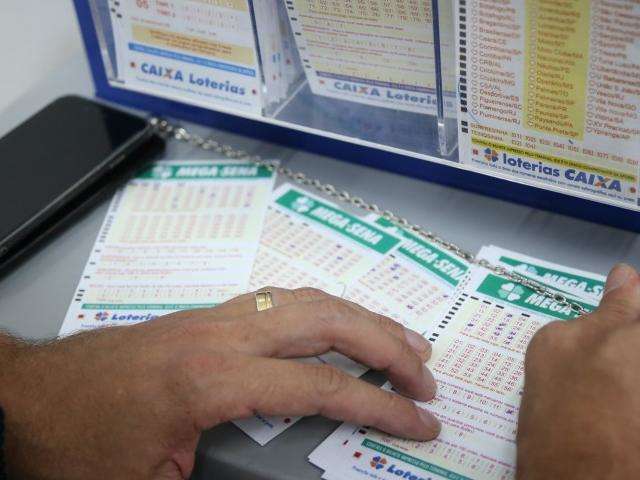 Mega-Sena acumula em R$ 8,5 milh&otilde;es e pr&oacute;ximo sorteio &eacute; no s&aacute;bado 