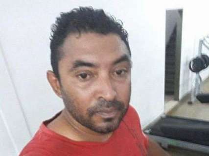 Homem baleado ap&oacute;s discuss&atilde;o em estrada morreu no dia do anivers&aacute;rio 
